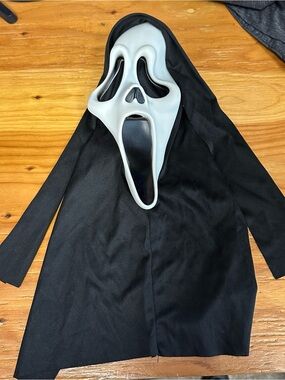 Ghost face mask vintage Easter Unlimited kids size